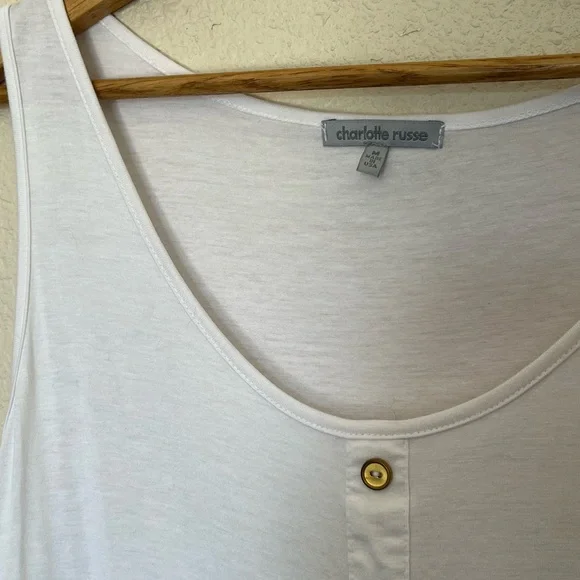 Charlotte Russe | White Tie-Front Gold Button Tank - Picture 7 of 8